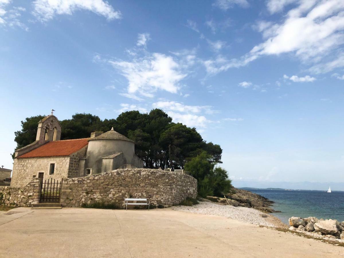 Holiday House Mareta, Sea View Dragove Exterior photo